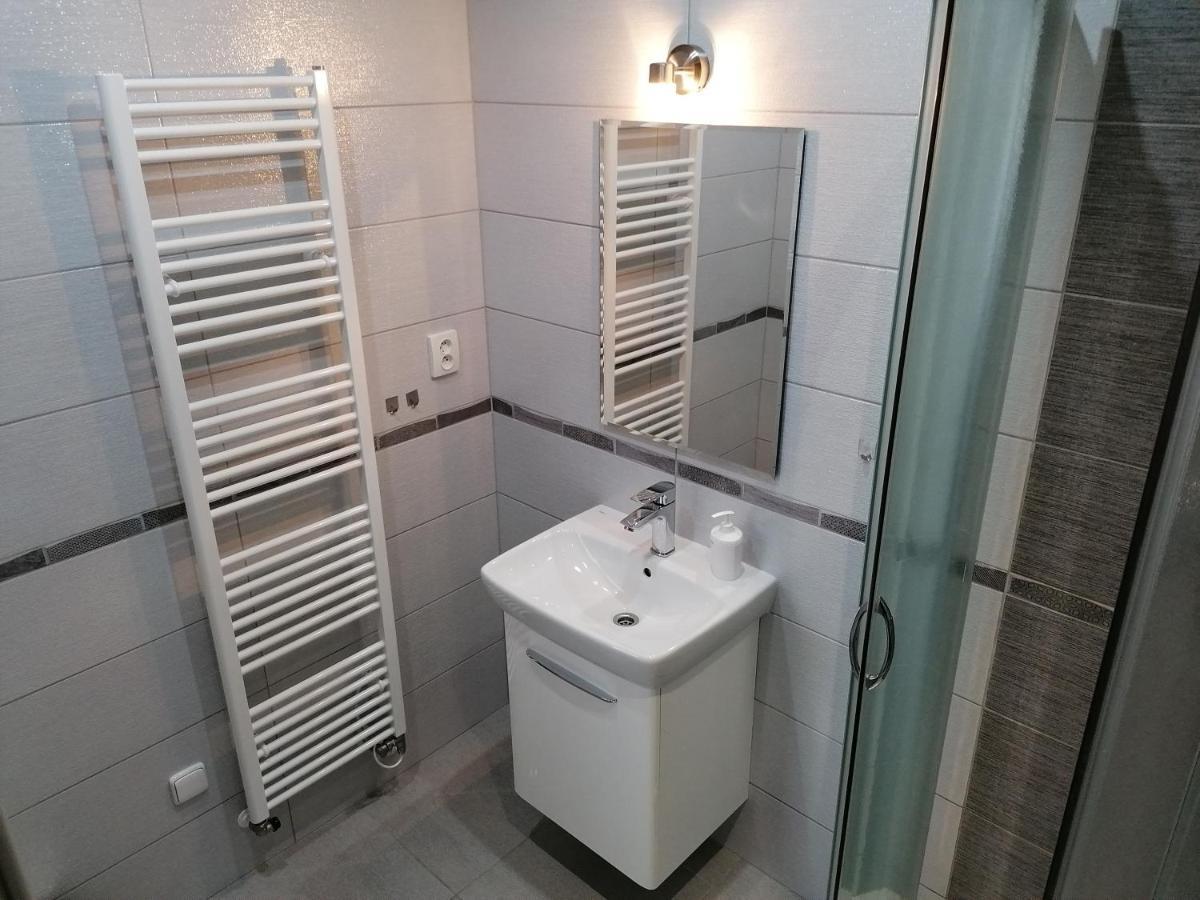Ubytovani Na Spaciru Mikulov Esterno foto