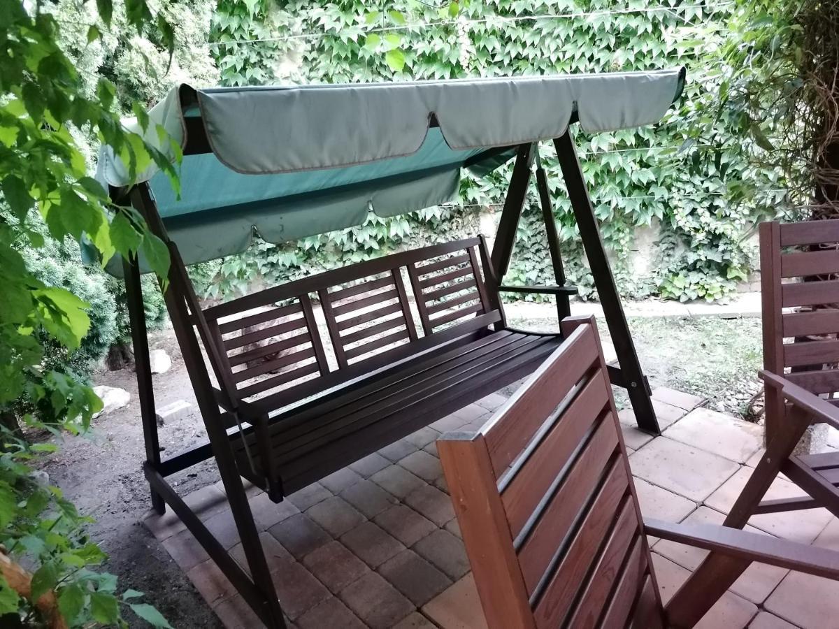 Ubytovani Na Spaciru Mikulov Esterno foto