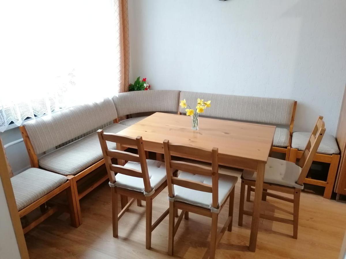 Ubytovani Na Spaciru Mikulov Esterno foto